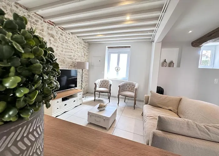 Au Clos De Jean Un Havre De Paix Avec 3